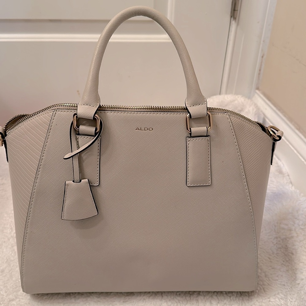 Aldo handbag. Used twice. Cream shade